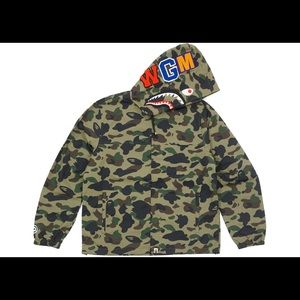 BAPE -  Camo Shark Hooded Jacket Green